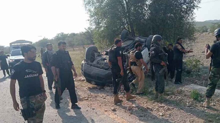 انفجار دو بمب در ایالت خیبرپختونخوا پاکستان سه افسر پلیس را به کام مرگ کشاند