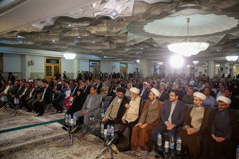 افتتاح طرح بزرگ پوشش تصویری حرم مطهر کریمه اهل‌بیت(س) + تصاویر