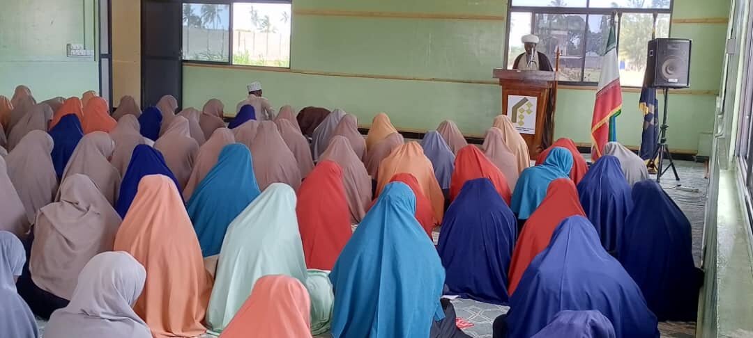 Umuhimu wa Sala ya Pamoja na Faida za Kudumu katika Ibada