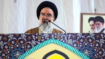 Mga Tagapagsalita sa Tehran at Qom: “Ang Pag-aangkin ni Trump ng Pagkakaibigan ay Kasinungalingan; Ang Pinuno ng Rebolusyon ay Nasa Unang Hanay ng Di
