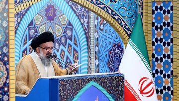 Khatibu wa Sala ya Ijumaa ya Tehran: Trump ni mlea magaidi