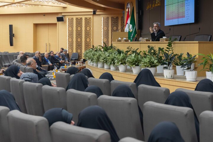 تقرير مصور/ إقامة ورشة عن ظاهرة الطلاق في كربلاء