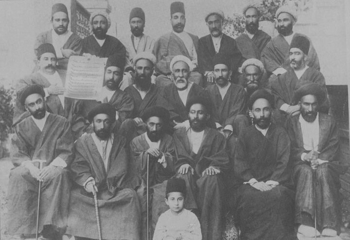 نقش مراجع شیعی در حفظ تمامیت ارضی و حفظ هویت ملی؛ بخش چهارم/ تدوین رساله‌های جهادی برای حفظ مرزهای ایران اسلامی