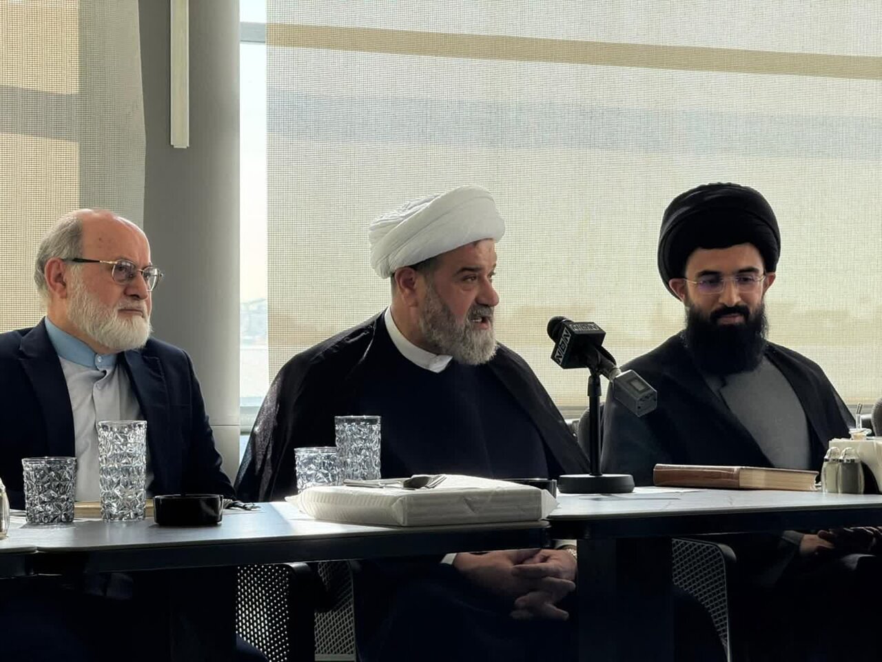 تقدیر جنبش امل از حجتالاسلام باقرزاده در پایان مأموریت فرهنگی در لبنان/ شیخ حسن عبدالله: همکاریهای فرهنگی با ایران ادامه مییابد