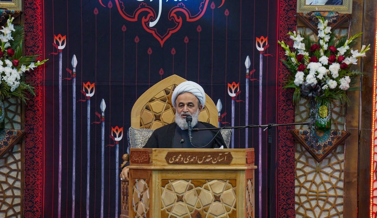 ترویج صحیح فرهنگ بسیاری از مشکلات را برطرف می کند