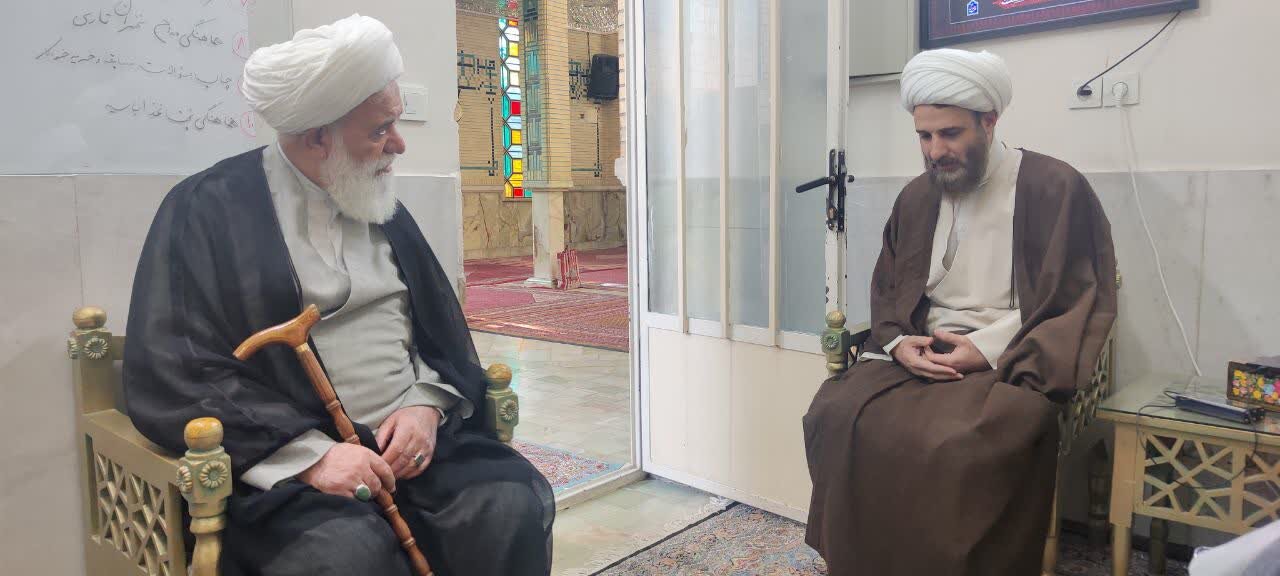 عیادت آیت الله رشاد از روحانی مضروب در امامزاده یحیی + عکس