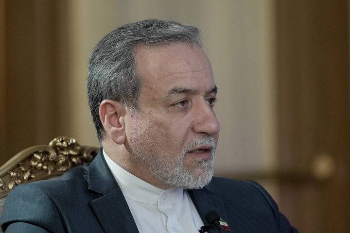 وەزیری دەرەوەی ئێران باس لە بۆمبی ئەتۆمی ئێران دەکات وەزیری دەرەوەی ئێران باس لە بۆمبی ئەتۆمی ئێران دەکات