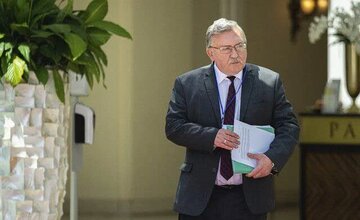 Ayon kay Mikhail Ulyanov, ang Estados Unidos at Israel ang pangunahing responsable sa kasalukuyang kalagayan ng nuclear program ng Iran, kasunod ng pa