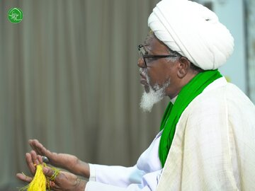 ইসলামিক সায়েন্টিফিক অ্যাসেম্বলির প্রশাসনিক কমিটির সদস্যরা শেখ ইব্রাহিম যাকযাকির সাথে দেখা করেছেন+ছবি।