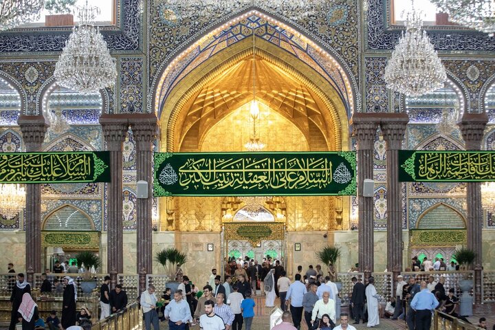Fotos: El Santuario del Imam Husain (P) se engalana con estandartes de júbilo y celebración por el bendito nacimiento de Lady Zainab (P)
