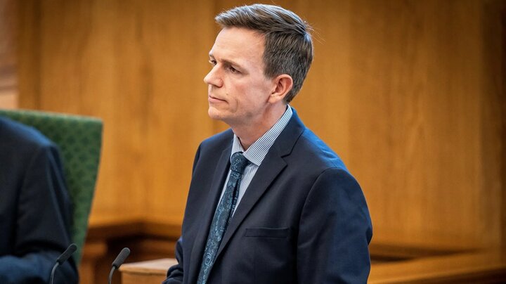 وزیر مهاجرت دانمارک خواستار ممنوعیت پخش اذان در اماکن عمومی شد