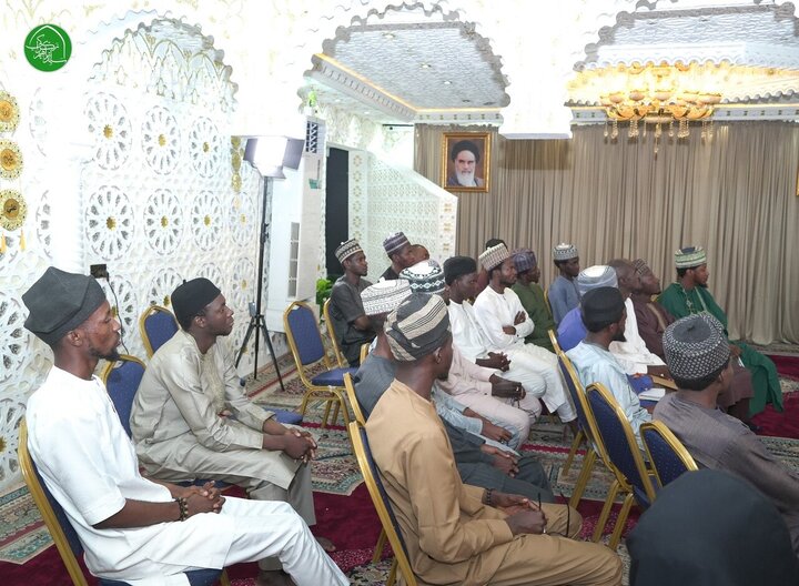 دیدار اعضای کمیته اداری مجمع علمی اسلامی با شیخ ابراهیم زکزاکی