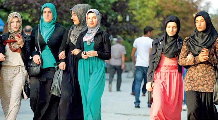 روایت رسانۀ آلمانی از مفهوم ایمان و مسلمان بودن در آلمان معاصر