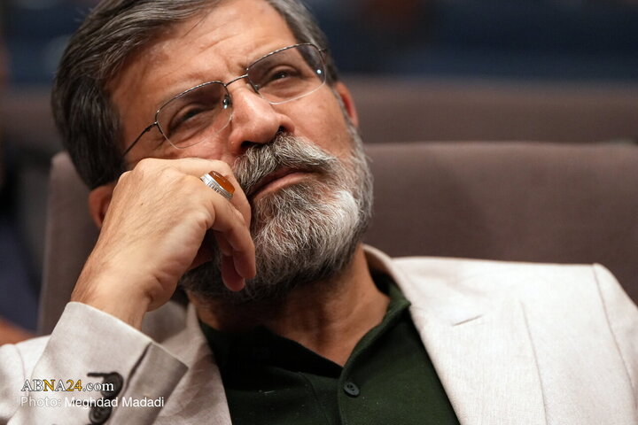 رونمایی از سروده‌های آئینی حاج علی انسانی در کتاب «من از کودکی…»