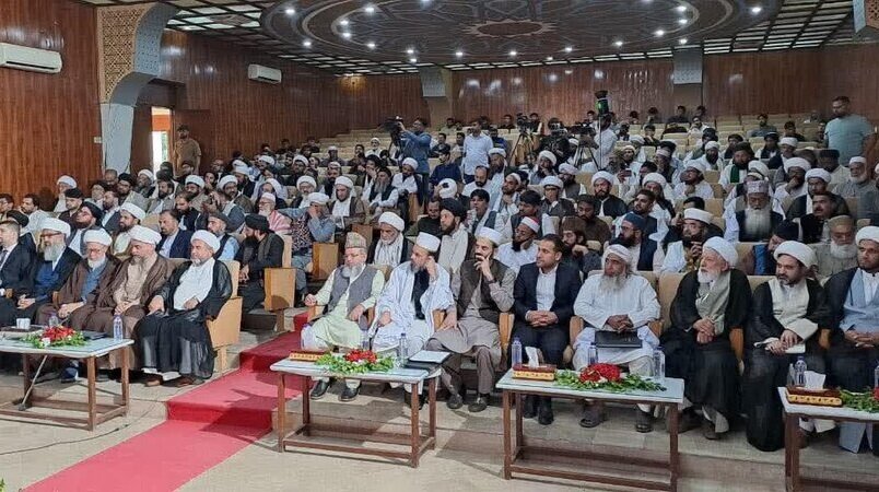 نشست «علماء و مشایخ اسلام» در اسلام‌آباد؛ دعوت به بیداری و همبستگی در برابر ظلم جهانی + عکس