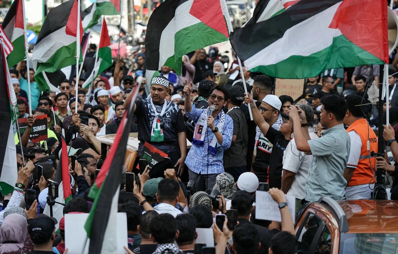 ویدیو | تجمع حامیان فلسطین همزمان با ورود ترامپ به مالزی