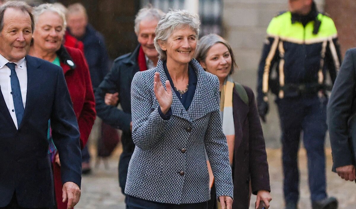 کاترین کانولی، یک چپ‌گرا و حامی فلسطین، رئیس‌جمهور جدید ایرلند شد