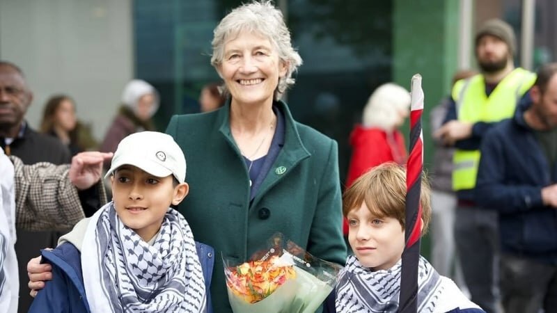 Katherine Connolly, ku ji aliyê çepê û piştgirê Filistînê ye,  serokkomarê nû ya Îrlandayê bû