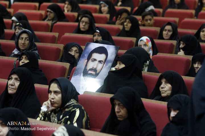 تقرير مصور/ ملتقى "الزينبيون" الكبير في ليلة ميلاد السيدة زينب (ع) بمدينة تبريز الإيرانية