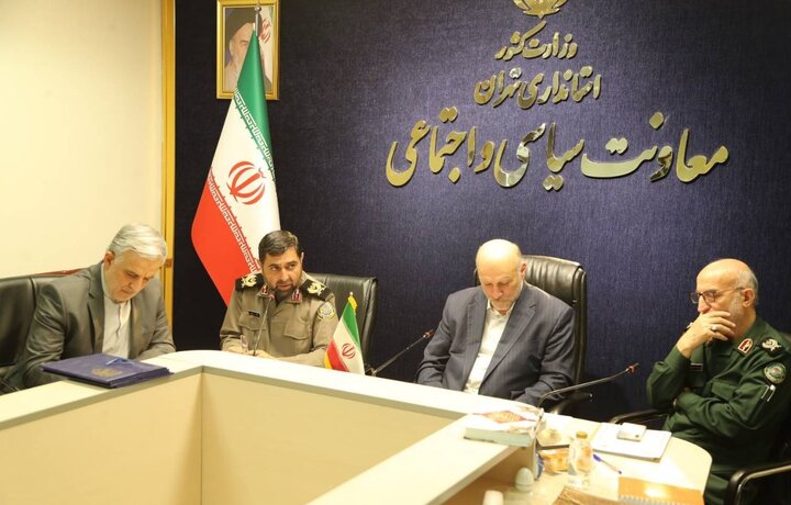 پیشکسوتان دفاع مقدس گنجینه‌های زنده انقلاب اسلامی هستند