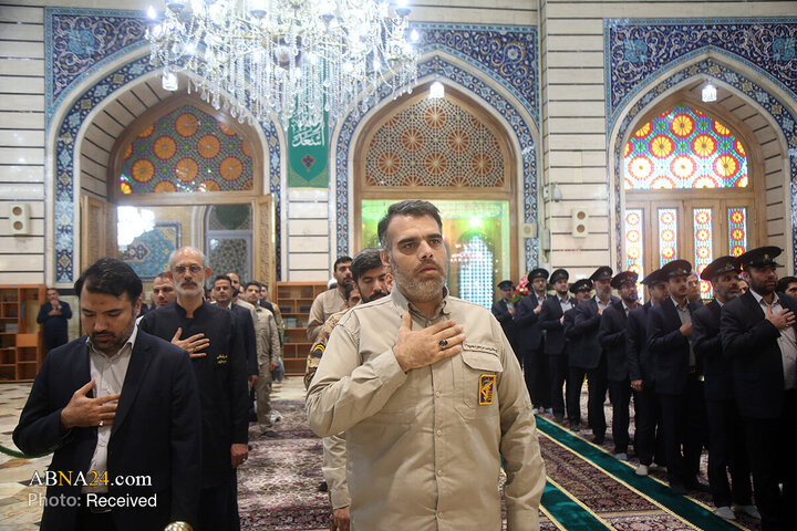 گلآرایی ضریح مطهر بانوی کرامت در روز میلاد حضرت زینب (س)