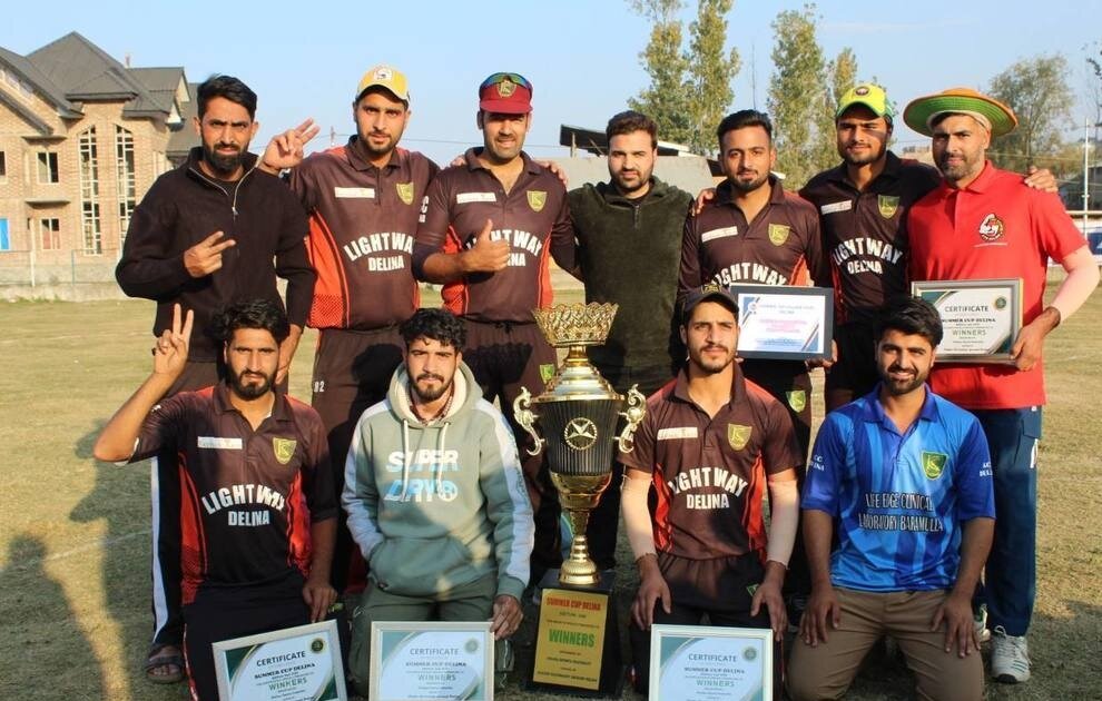 تیم کریکت به نام امام خمینی(ره) در کشمیر قهرمان شد  