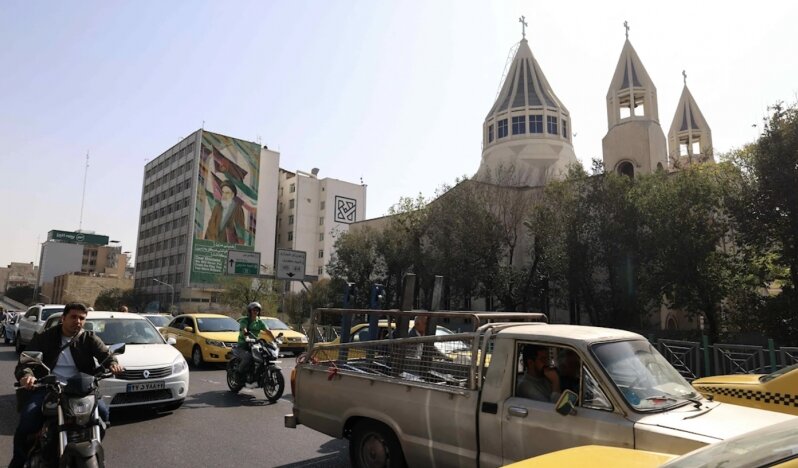 İran-Nükleer Denetim Krizi: UAEA Misyonunun Sona Ermesi Belirsizliği Derinleştiriyor