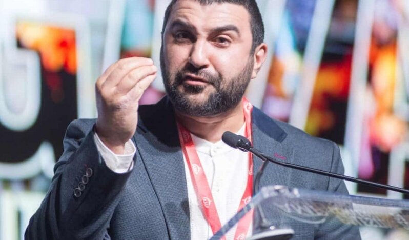 Britanyalı Gazeteci Sami Hamdi ABD’de Gözaltına Alındı: CAIR’den “İsrail Eleştirisine Misilleme” Tepkisi