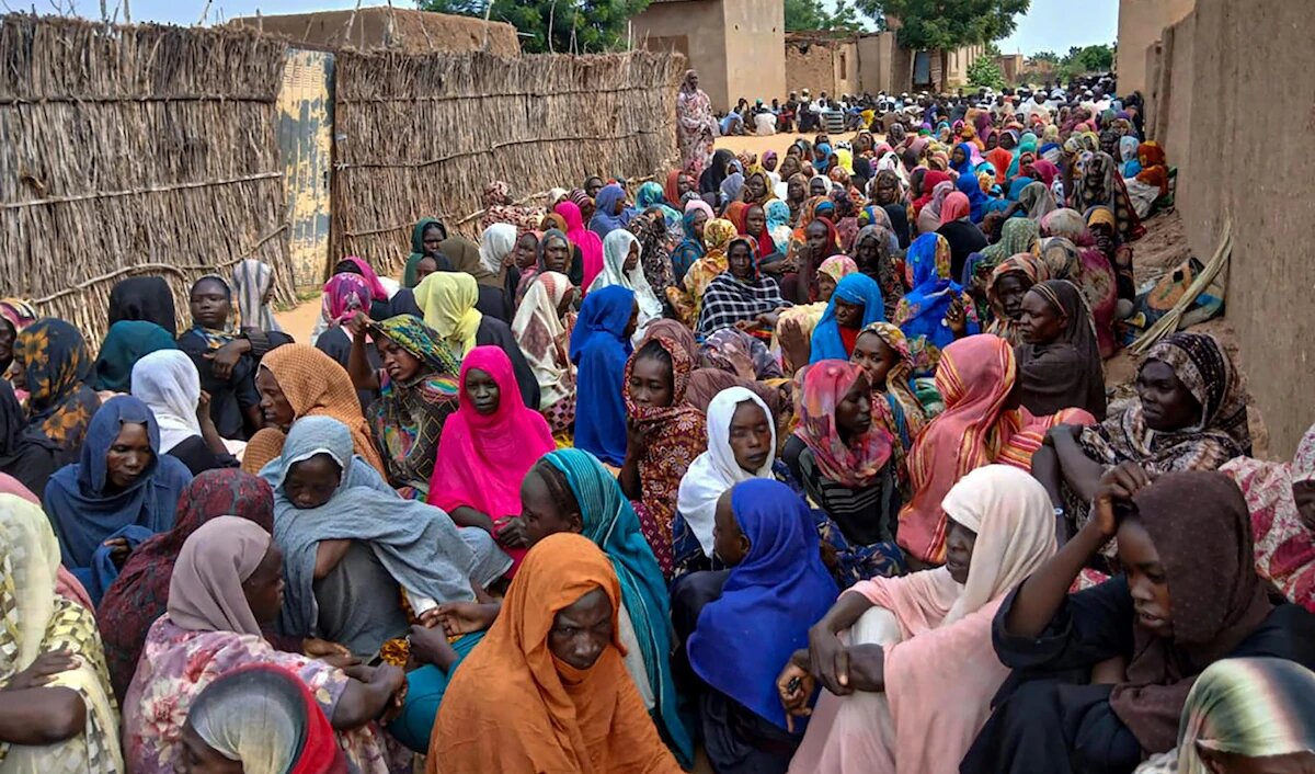 دارفور در آستانه بحران انسانی/ ارتش سودان: فاشر همچنان در اختیار نیروهای ملی است