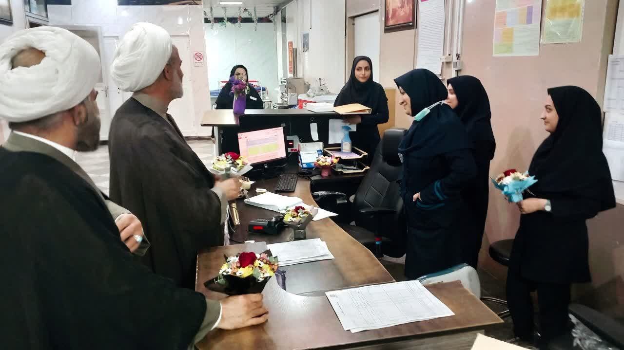 تقدیر مجمع خطبا از پرستاران قمی به مناسبت میلاد حضرت زینب(س)