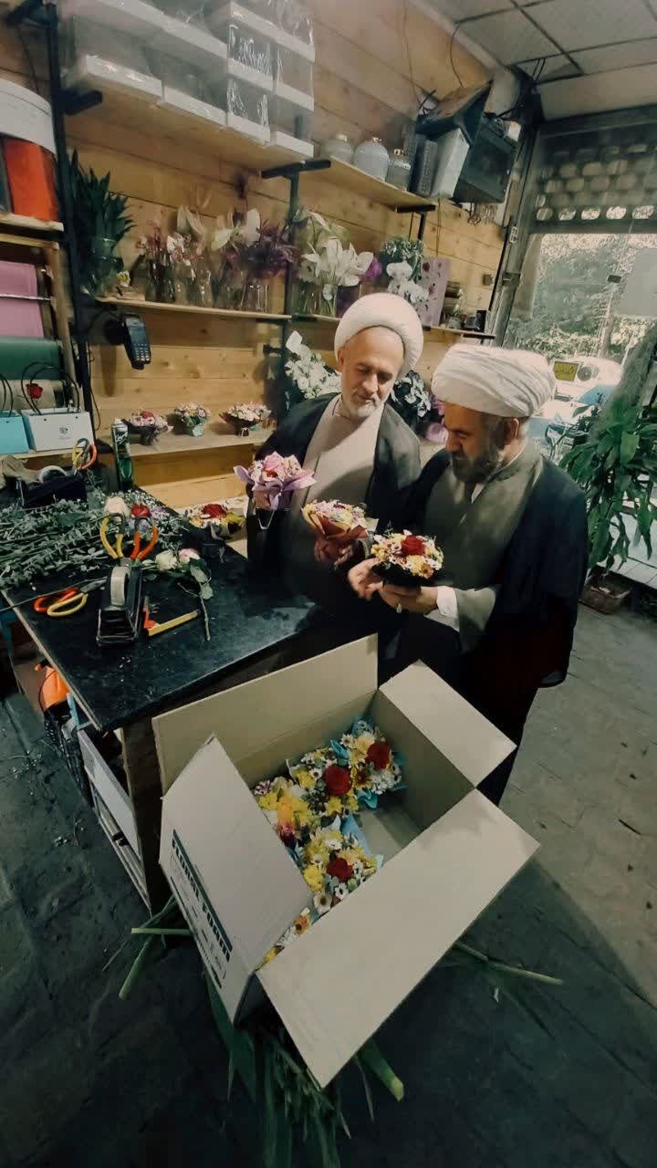 تقدیر مجمع خطبا از پرستاران قمی به مناسبت میلاد حضرت زینب(س)