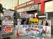 Fotos: Manifestantes pró-Palestina em Nova Délhi, Índia, condenam vínculos do Burger King com o genocídio israelense em Gaza