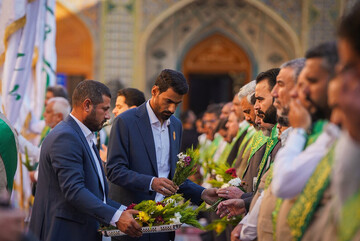 Фото Репортаж | Әмирәл-мөминин (ә) мүгәддәс һәрәминдә Һәзрәт Зејнәбин (ә) мөвлудунун илдөнүмү гејд олунду