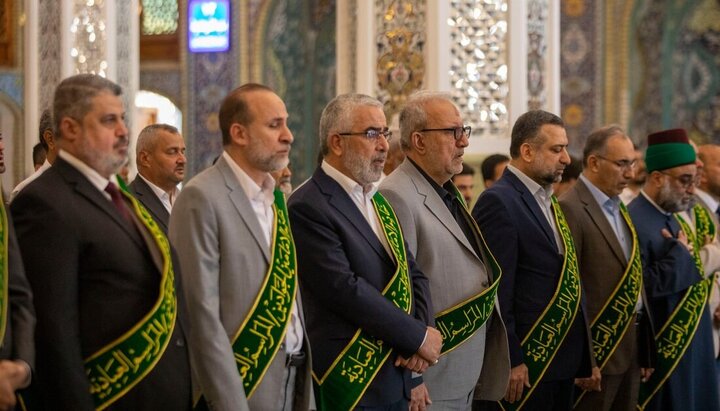 تقرير مصور/ لقاء يجمع أمناء العتبات المقدسة بنظيرتها الكاظمية.. دعوات لتكامل الجهود وتنسيق المبادرات لخدمة الزائرين