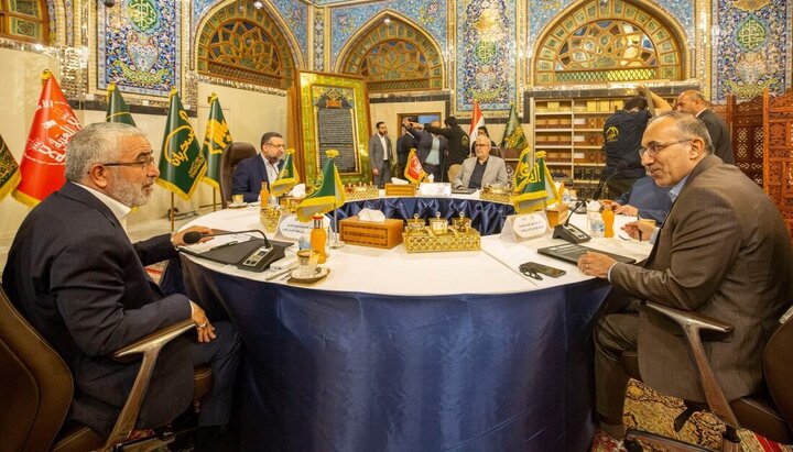 تقرير مصور/ لقاء يجمع أمناء العتبات المقدسة بنظيرتها الكاظمية.. دعوات لتكامل الجهود وتنسيق المبادرات لخدمة الزائرين