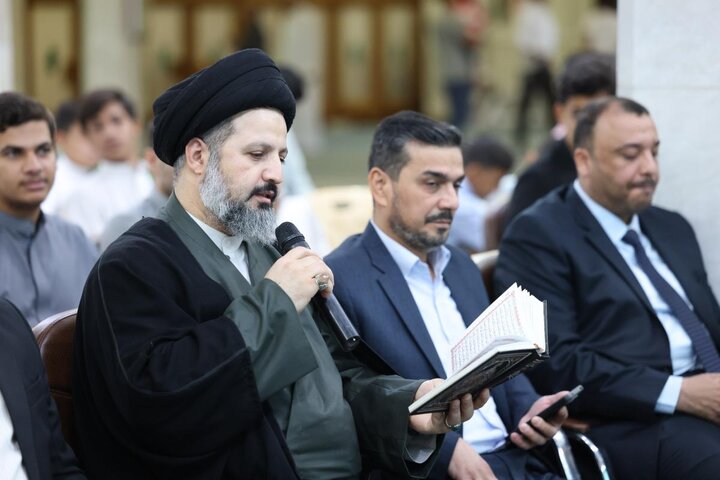 أقامة مسجد الكوفة تقيم محفل قرآني في أروقة "مسجد الحنانة"