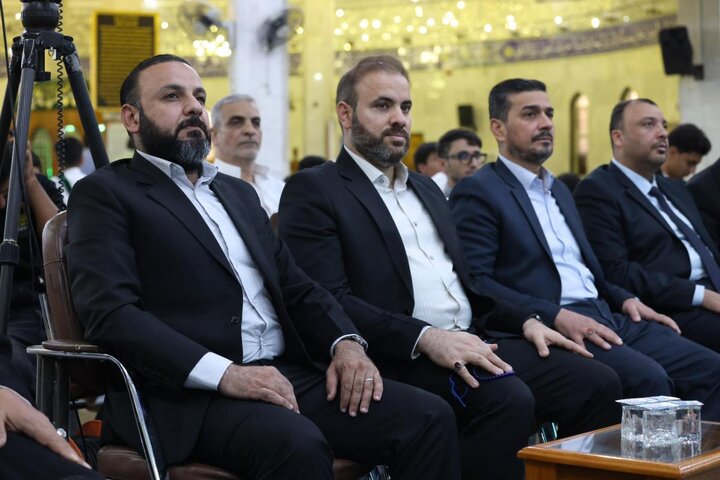 أقامة مسجد الكوفة تقيم محفل قرآني في أروقة "مسجد الحنانة"