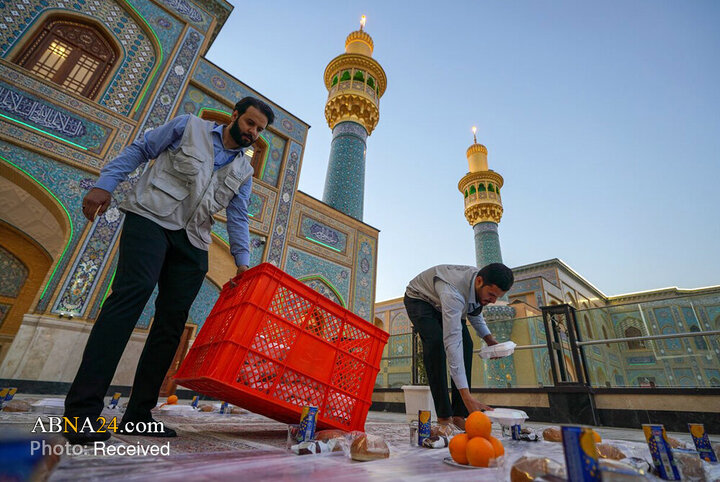 ضیافت پربرکت در حرم مطهر علوی، بهمناسبت میلاد حضرت زینب(س)