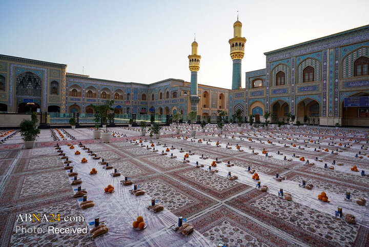 ضیافت پربرکت در حرم مطهر علوی، بهمناسبت میلاد حضرت زینب(س)
