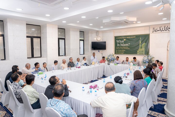 «  အစ္စလာမ် ဘာလဲ ?  » ဟူသောခေါင်းစဉ်ဖြင့် ဆွေးနွေးပွဲတစ်ရပ် ကို ၅၉ လမ်း မတ်စ်ဂျစ်ဒ်တွင် ကျင်းပ ။ ။ Photos