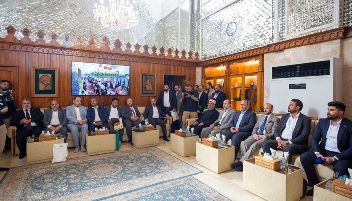 في لقاء جمع امناء العتبات المقدسة بالكاظمية.. دعوات لتكامل الجهود وتنسيق المبادرات لخدمة الزائرين