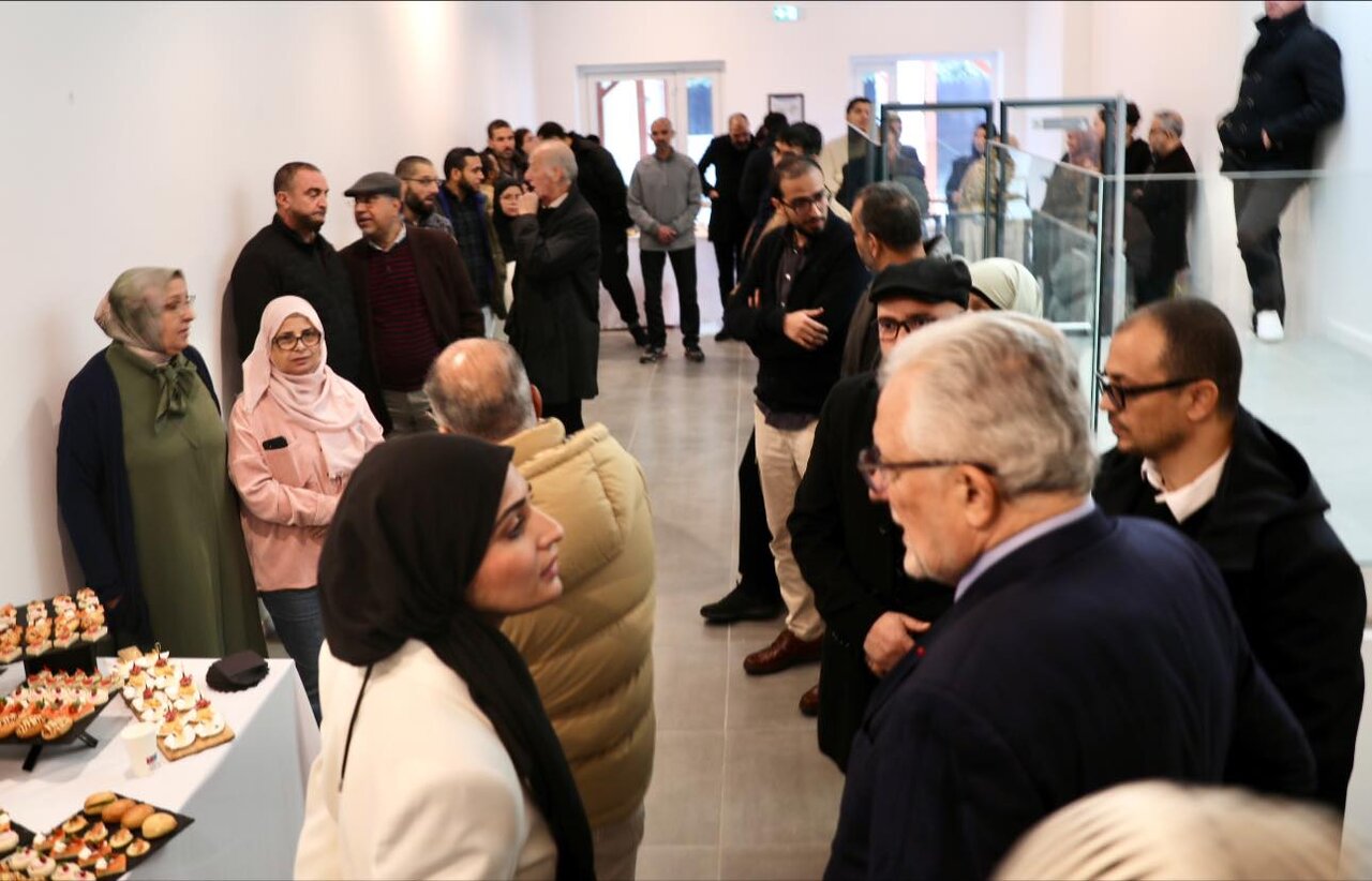 بازدید رئیس مسجد جامع پاریس از مدرسۀ اسلامی تازهتأسیس فرانسه + تصاویر