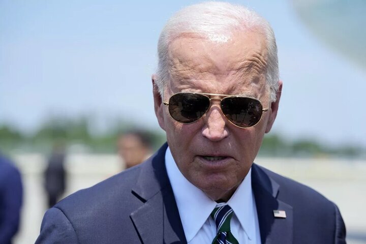 Biden esorta il popolo americano a resistere a Trump Biden esorta il popolo americano a resistere a Trump