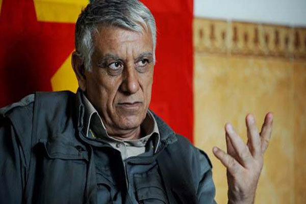 "Diyariya Cemîl Bayek li ser çekberdana  Hêsêdê" "Diyariya Cemîl Bayek li ser çekberdana  Hêsêdê"