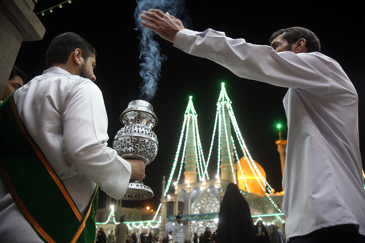 Photos: Hazrat Zainab birth anniversary celebrated in Qom