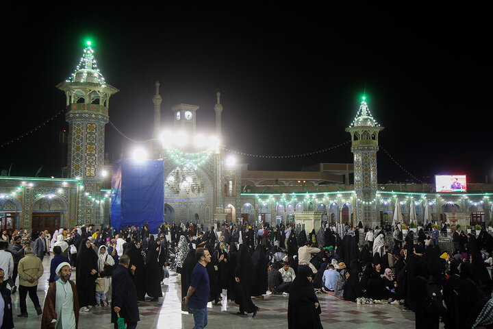Photos: Hazrat Zainab birth anniversary celebrated in Qom