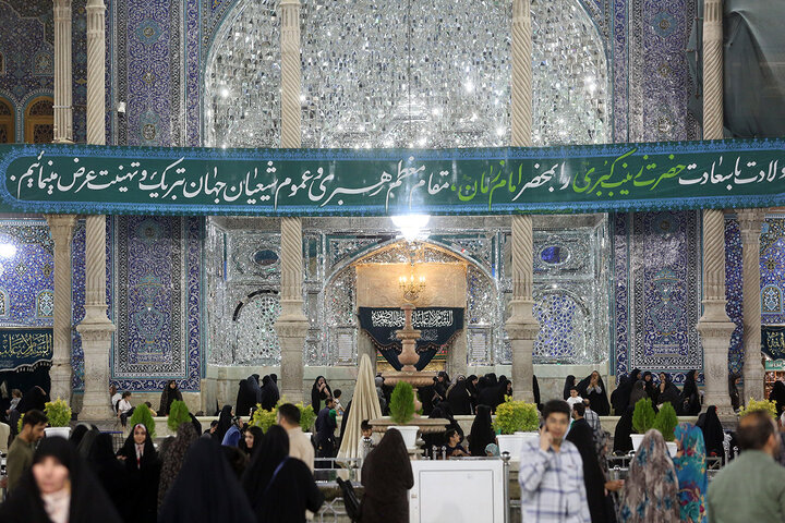 Photos: Hazrat Zainab birth anniversary celebrated in Qom