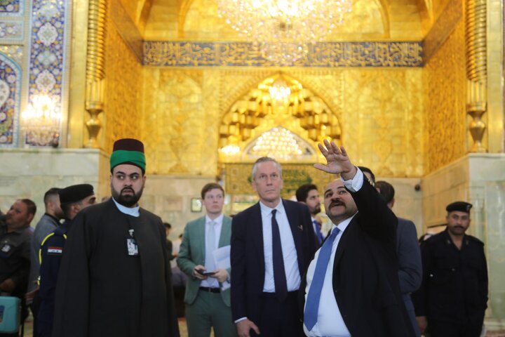 تقرير مصور/ القائم بالاعمال الهولندي في العراق: زيارتنا لكربلاء هو زيارة مرقد الامام الحسين (ع) والتعرف اكثر عن قصته