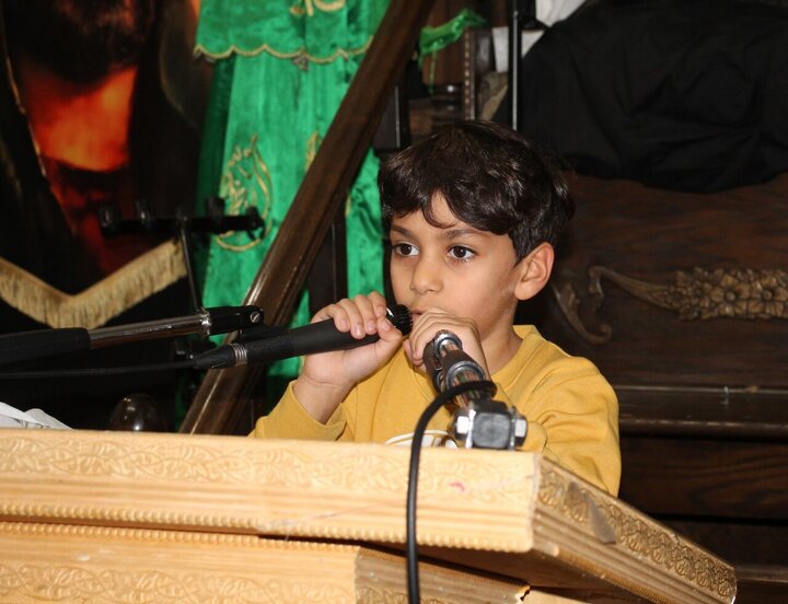 تقرير مصور/ احتفال بهيج بمولد السيدة زينب (ع) في حسينية المصطفى بمدينة هاميلتون بكندا