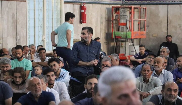 تقرير مصور/ الاحتفال المبارك بمولد السيدة زينب (ع) في حرمها الطاهر بالعاصمة السورية